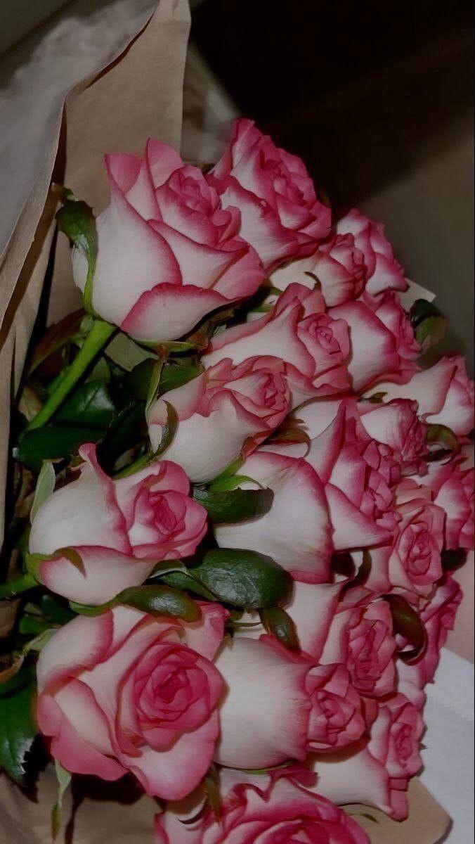 MeadowCrestBundle workshop space where corporate flower arrangements are designed and prepared for business delivery